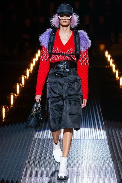 Look 35